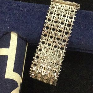 VINTAGE/BOLD STERLING SILVER BRACELET